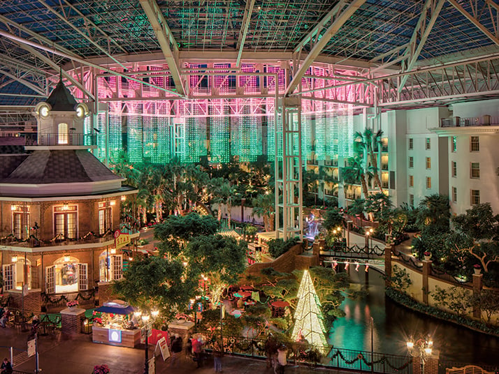 Christmas Hotel in Nashville Christmas at Gaylord Opryland